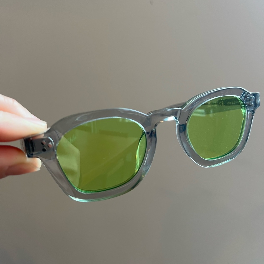 Akila Logos sunglasses